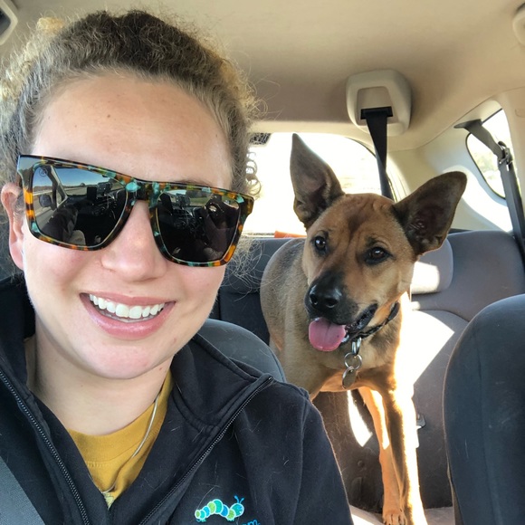 Meet your Posher, Anna - Picture 2 of 4